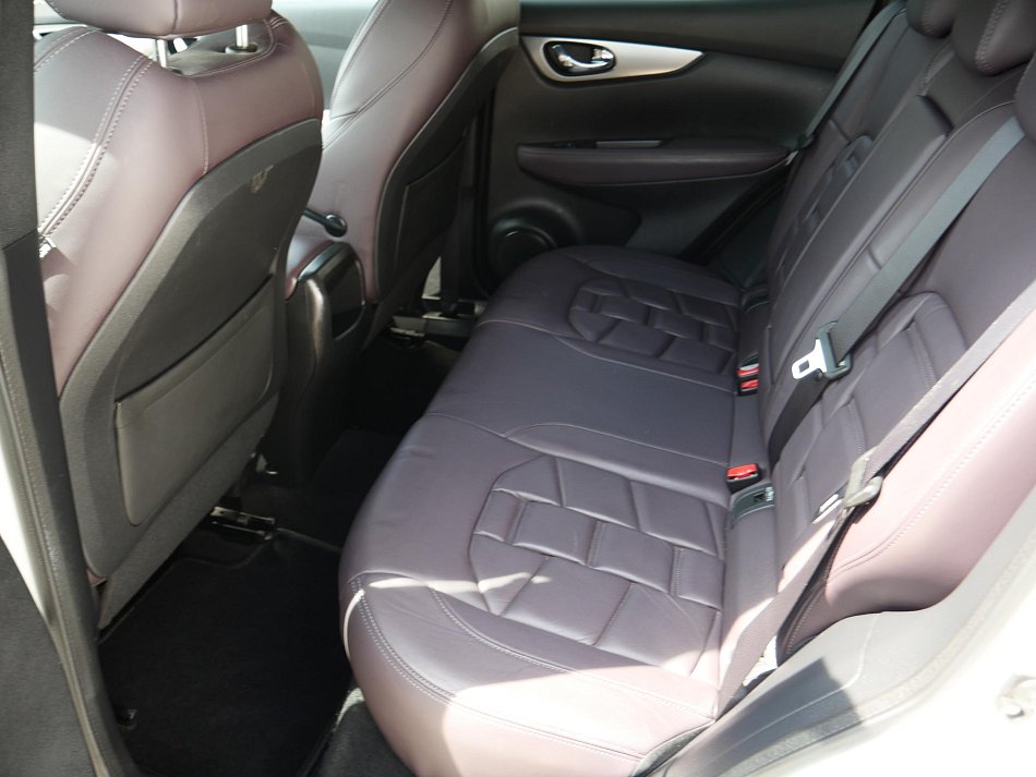 Nissan Qashqai 1.6 DIG-T Tekna