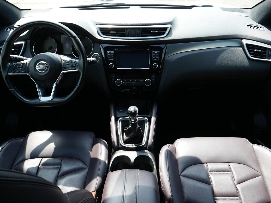 Nissan Qashqai 1.6 DIG-T Tekna
