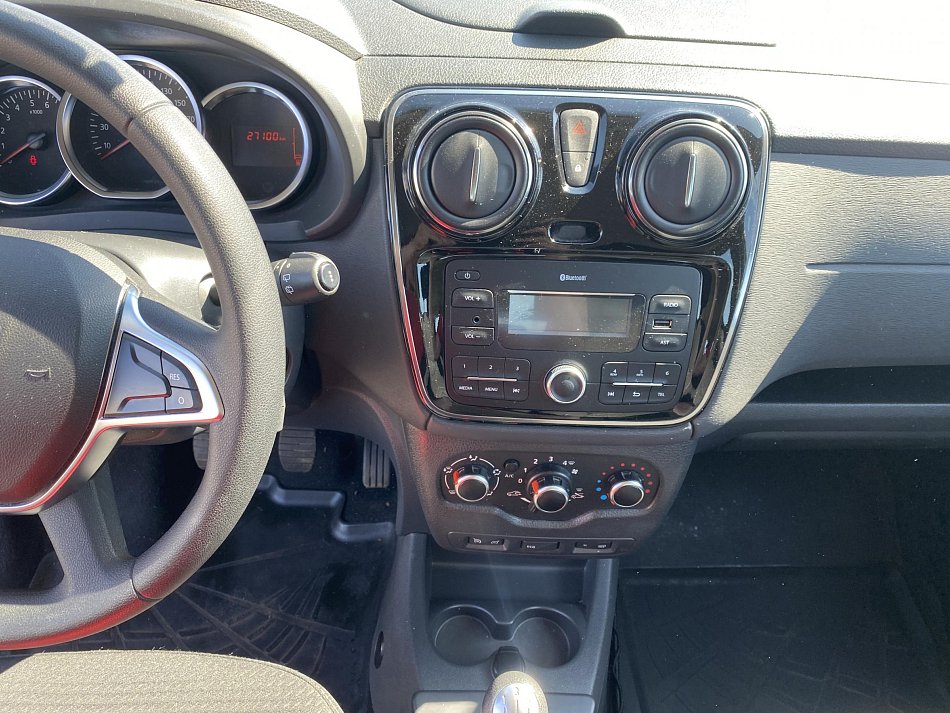 Dacia Lodgy 1.6 i 