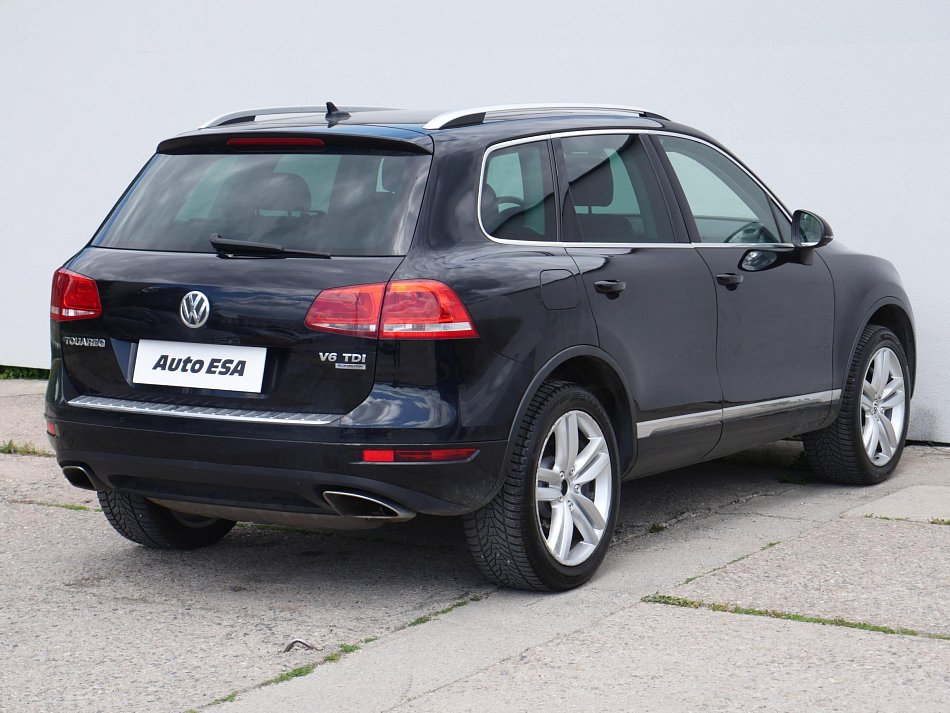 Volkswagen Touareg 3.0 TDi  4x4
