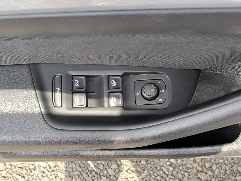 Volkswagen Passat 1.5 TSi Business