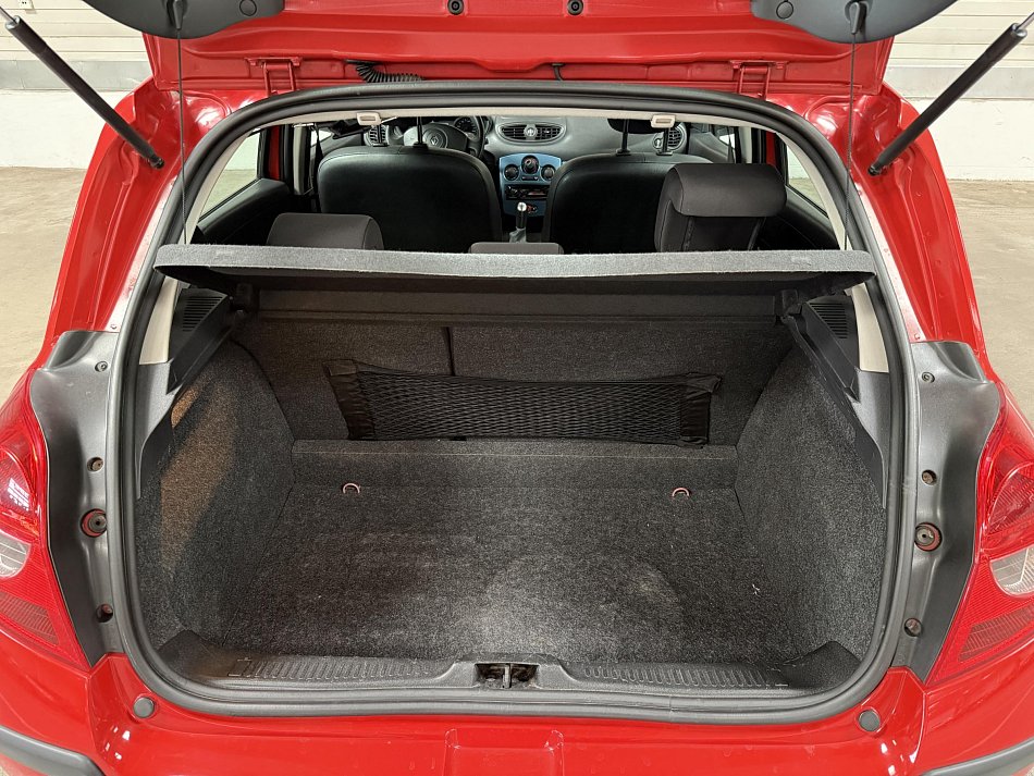 Renault Clio 1.2i 