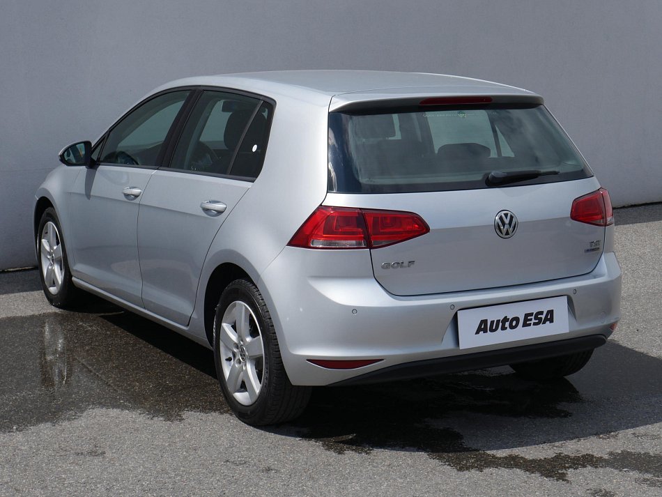 Volkswagen Golf 1.2 TSi 