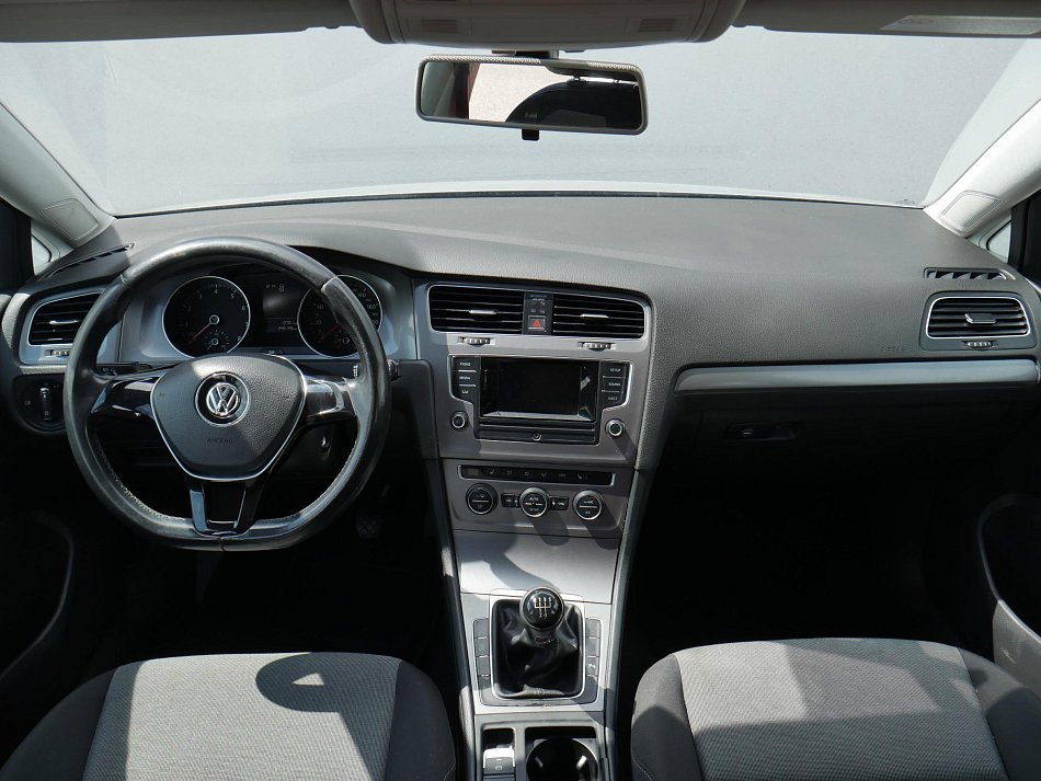 Volkswagen Golf 1.2 TSi 