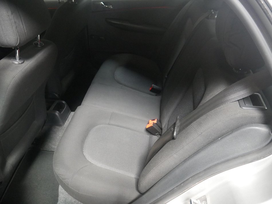 Škoda Fabia I 1.4i 16V Ambiente