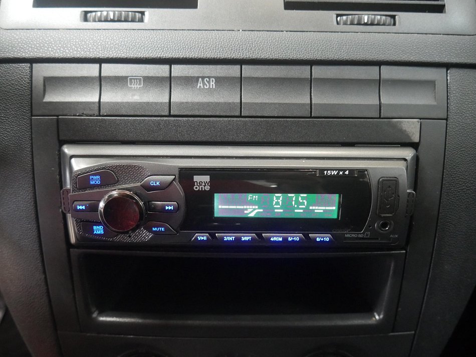Škoda Fabia I 1.4i 16V Ambiente