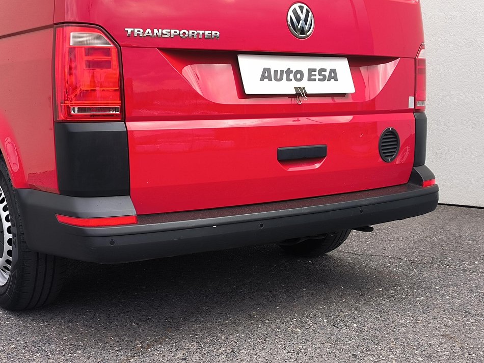 Volkswagen Transporter 2.0TDi  L2H1