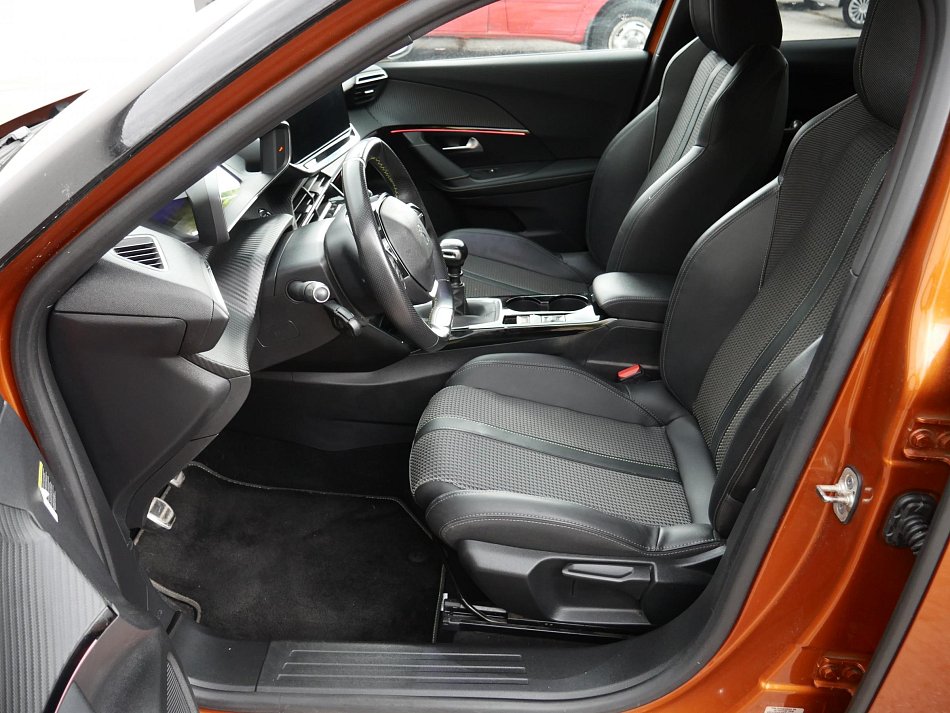 Peugeot 2008 1.2 PT GT Line