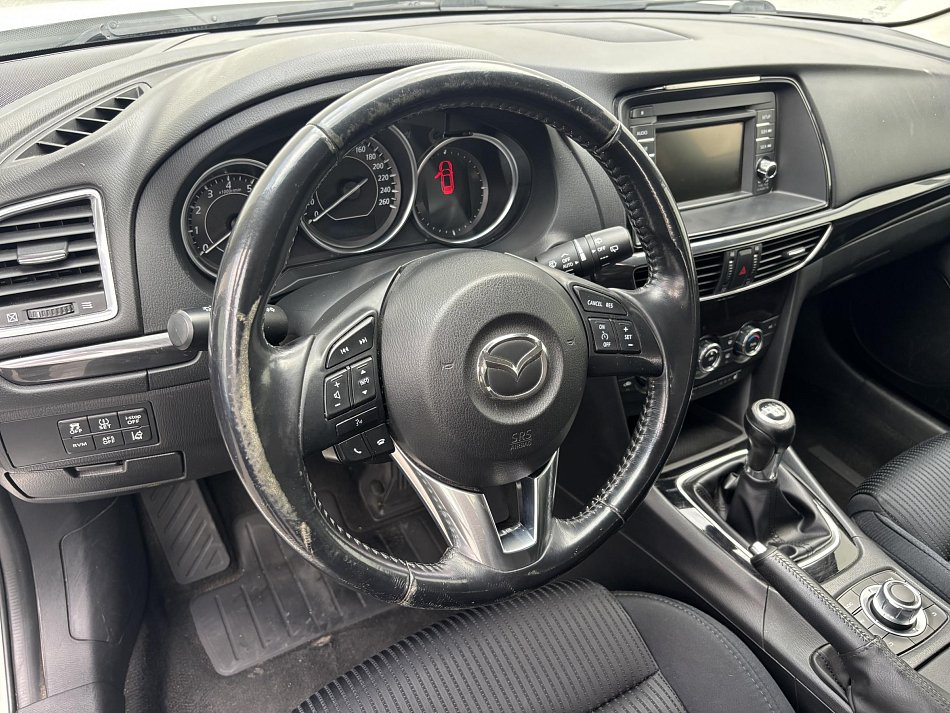 Mazda 6 2.0i 