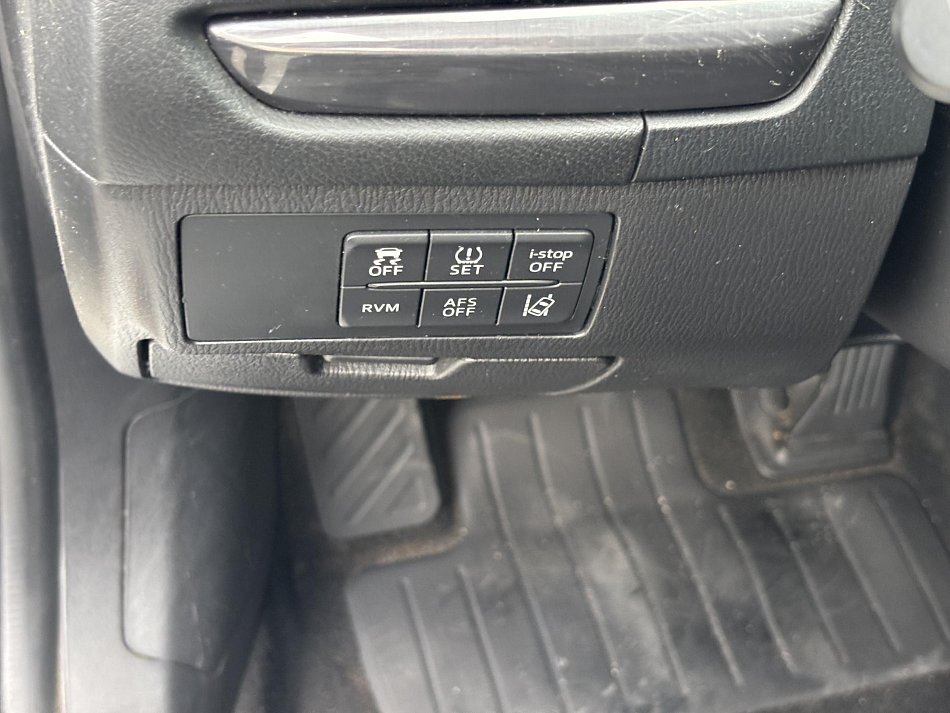 Mazda 6 2.0i 