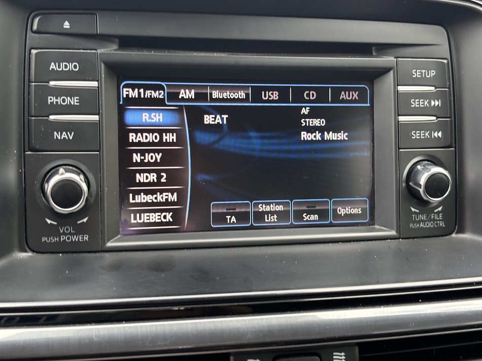 Mazda 6 2.0i 