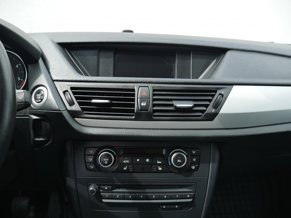 BMW X1 2.0D  sDrive 20d