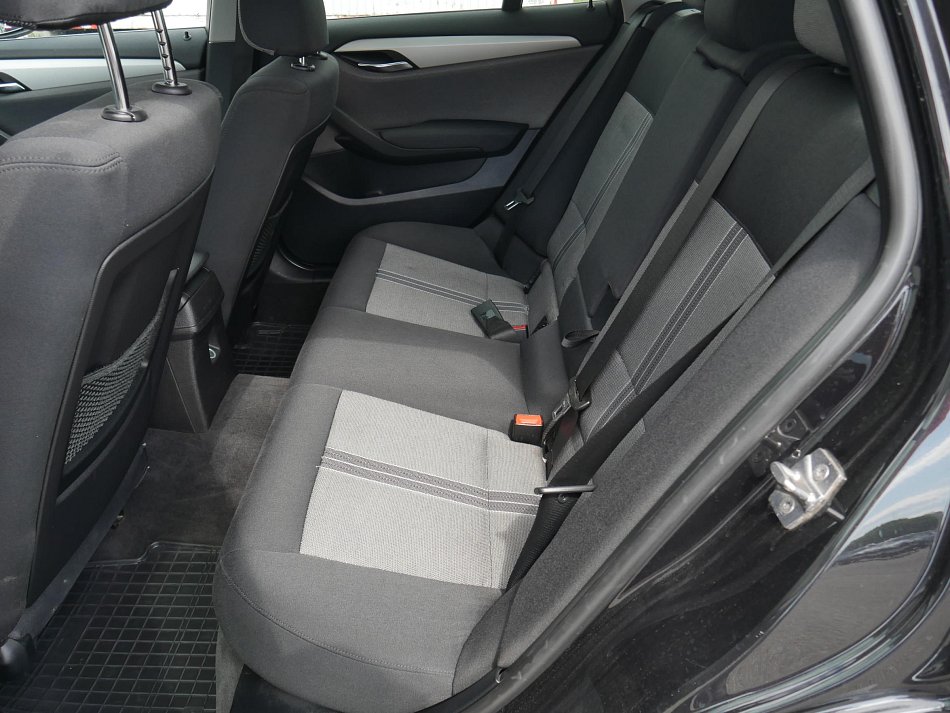 BMW X1 2.0D  sDrive 20d