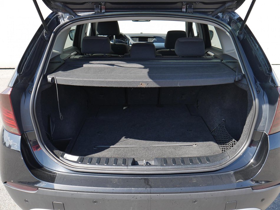 BMW X1 2.0D  sDrive 20d