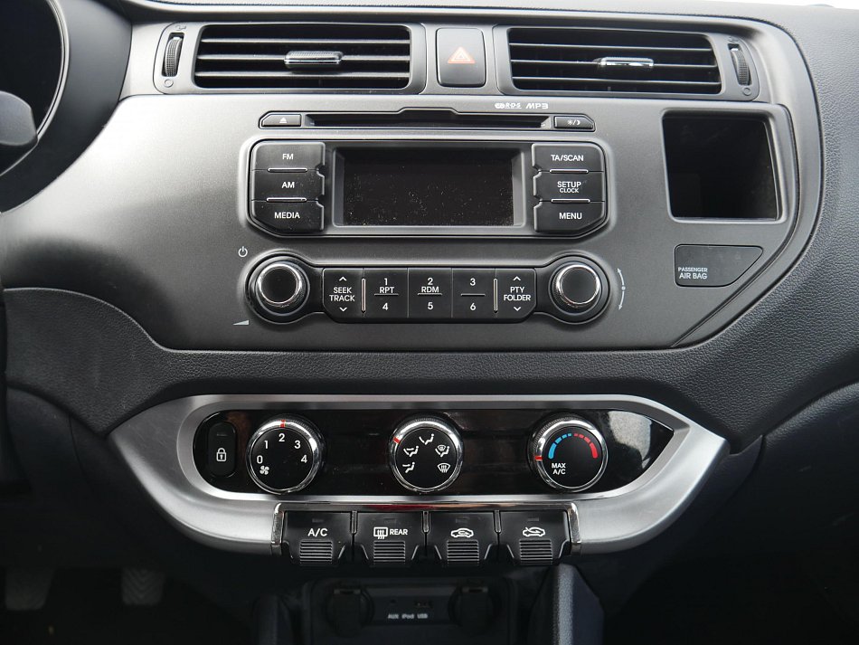 Kia Rio 1.4 i 