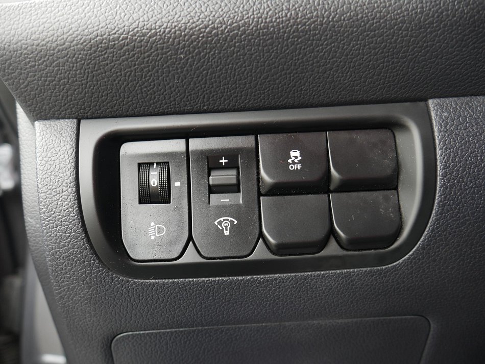 Kia Rio 1.4 i 