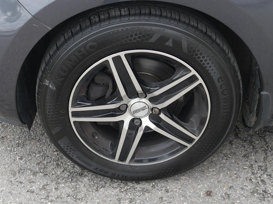 Kia Rio 1.4 i 