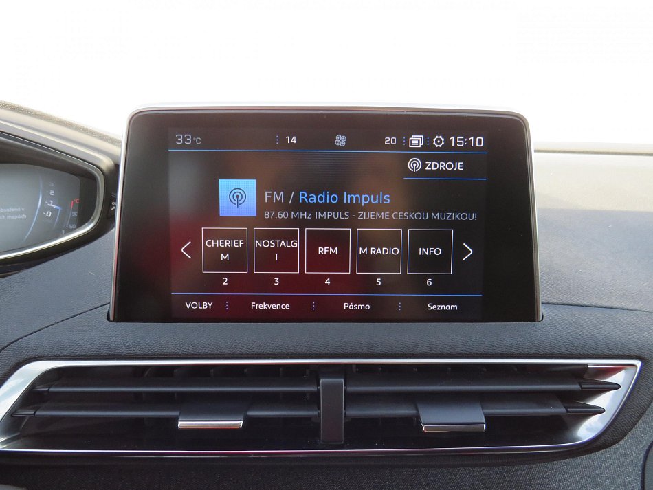 Peugeot 3008 1.2PT Allure