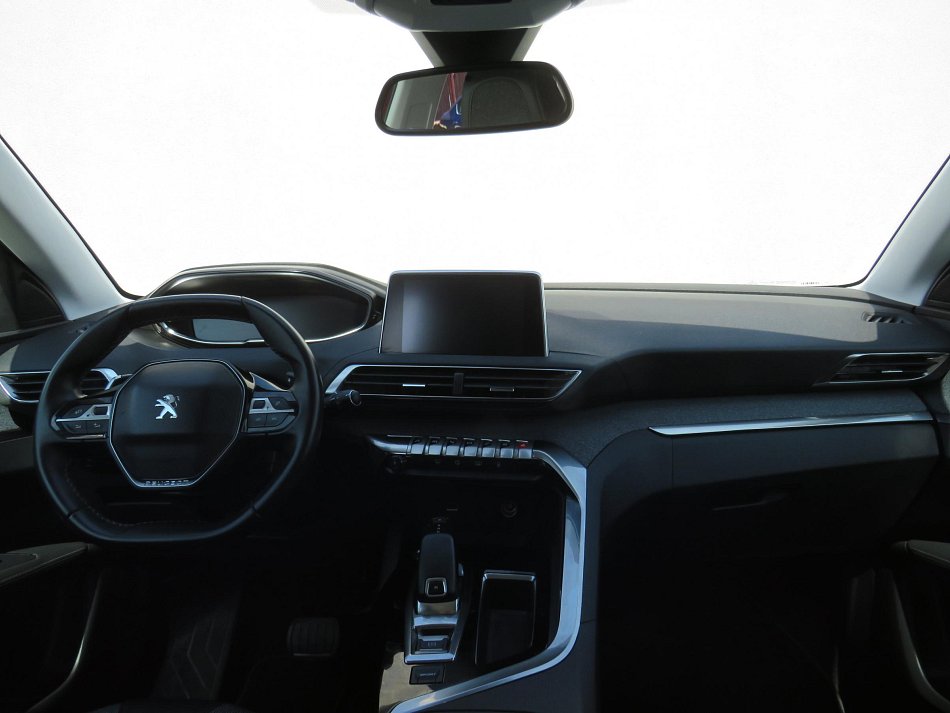 Peugeot 3008 1.2PT Allure