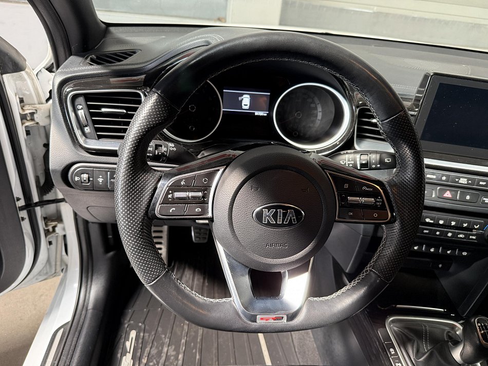 Kia Ceed 1.4T-GDi 