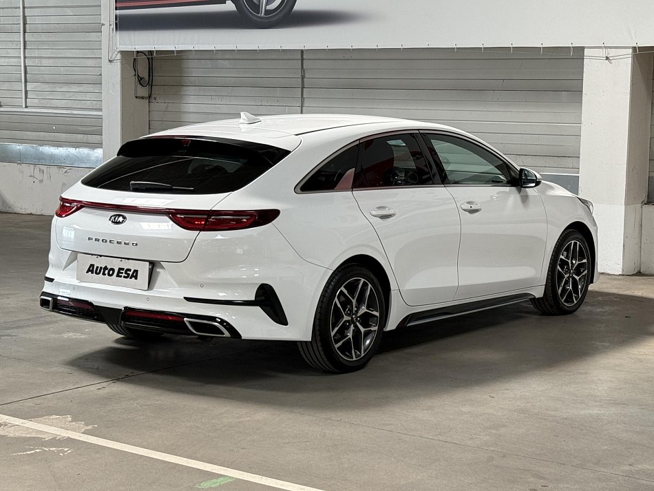 Kia Ceed 1.4T-GDi 