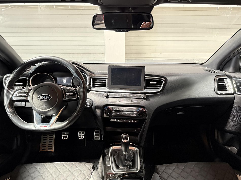 Kia Ceed 1.4T-GDi 