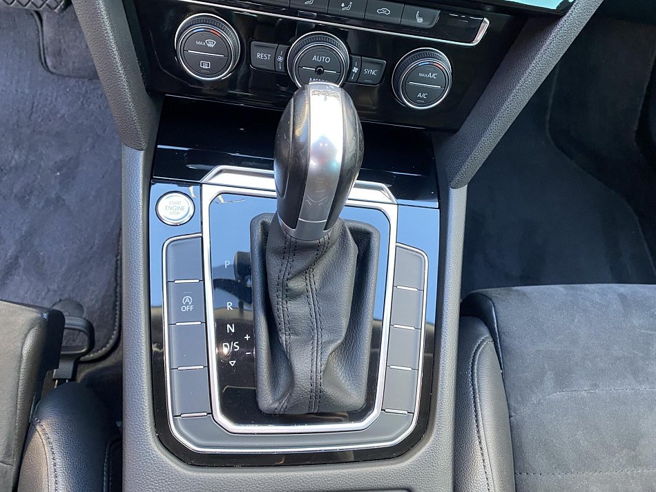 Volkswagen Passat 2.0 TDi Highline