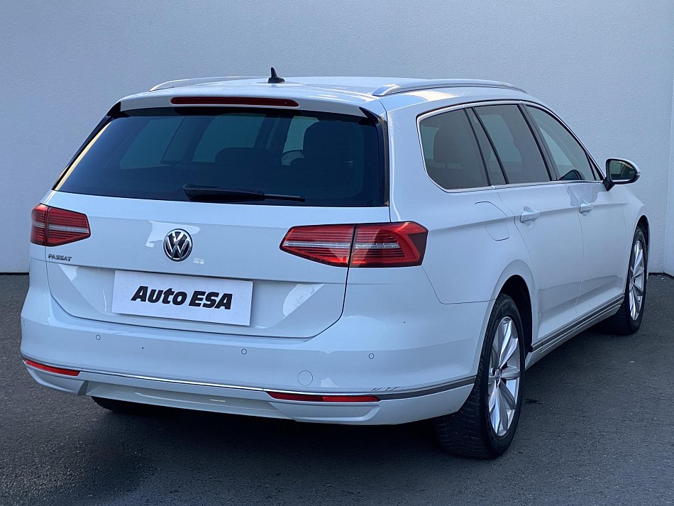 Volkswagen Passat 2.0 TDi Highline