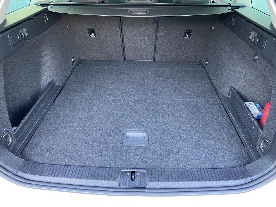 Volkswagen Passat 2.0 TDi Highline