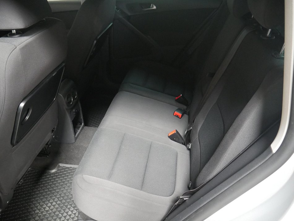 Volkswagen Tiguan 2.0 TSi 