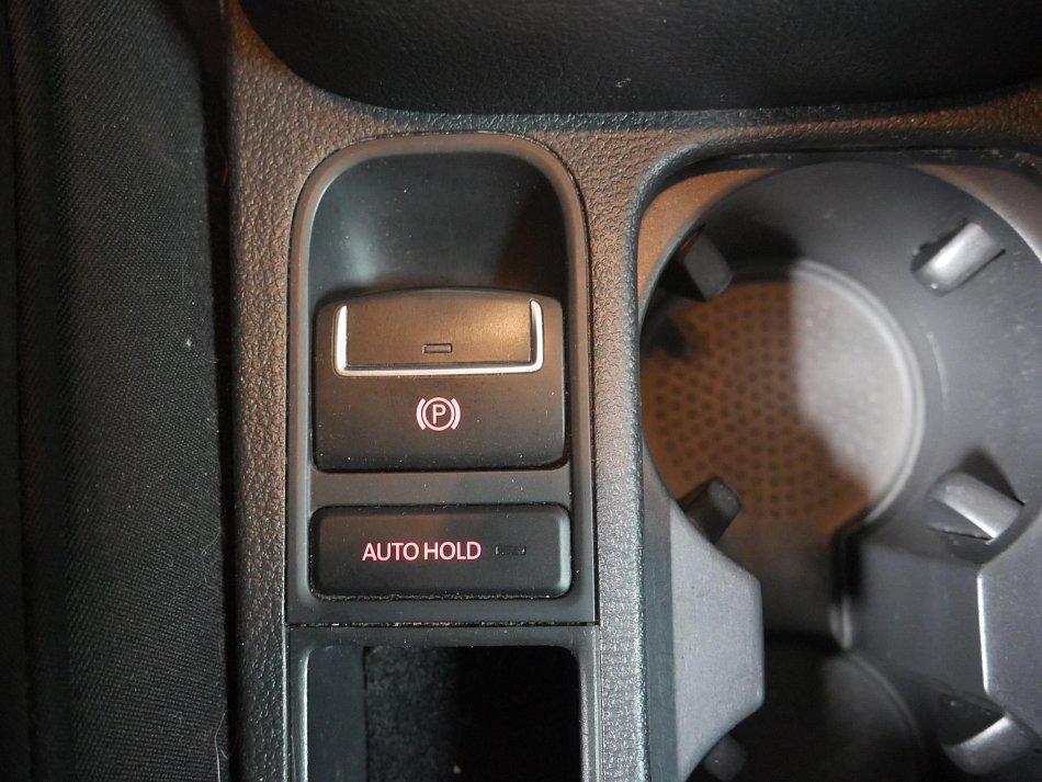 Volkswagen Tiguan 2.0 TSi 
