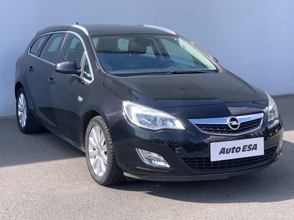 Opel Astra 1.7 CDTi Cosmo