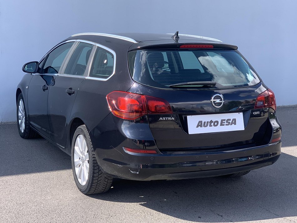 Opel Astra 1.7 CDTi Cosmo