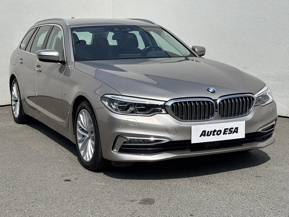 BMW Řada 5 3.0 D LuxuryLine 540d xDrive