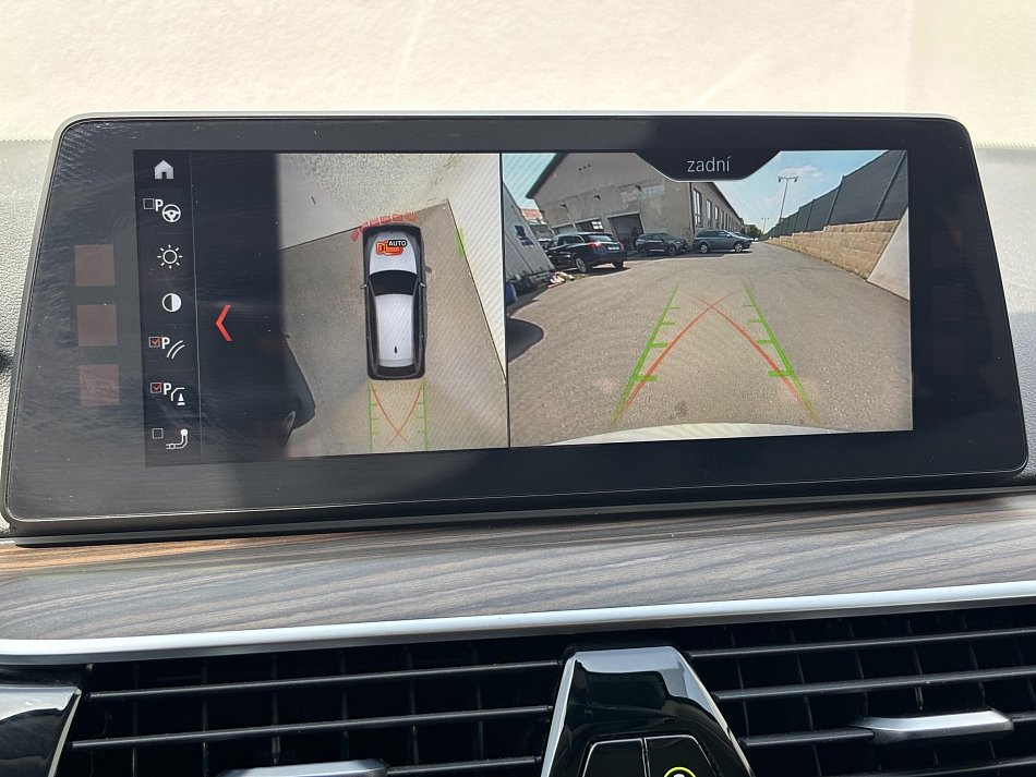 BMW Řada 5 3.0 D LuxuryLine 540d xDrive