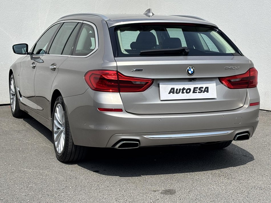 BMW Řada 5 3.0 D LuxuryLine 540d xDrive
