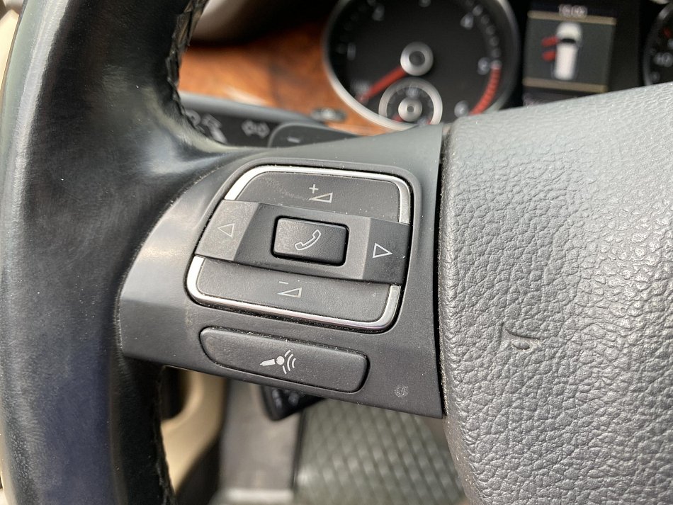 Volkswagen Passat 2.0 TDi Highline
