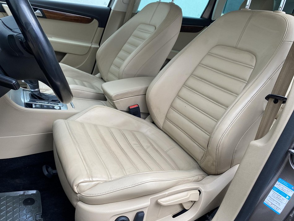 Volkswagen Passat 2.0 TDi Highline
