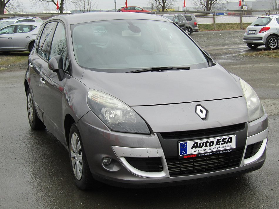 Renault Scénic 1.9 dCi 