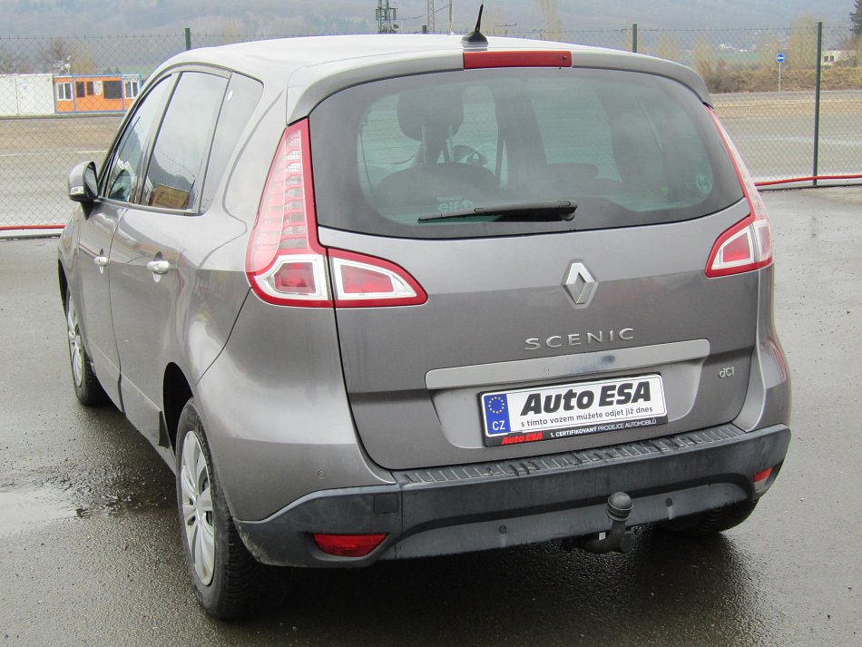 Renault Scénic 1.9 dCi 