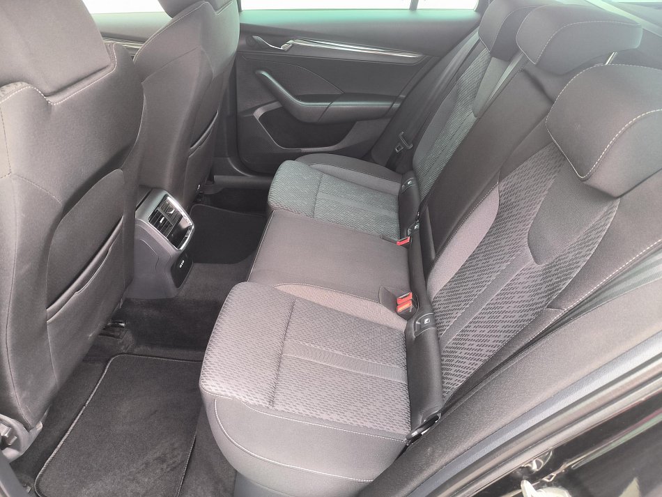 Škoda Octavia IV 2.0 TDi Style
