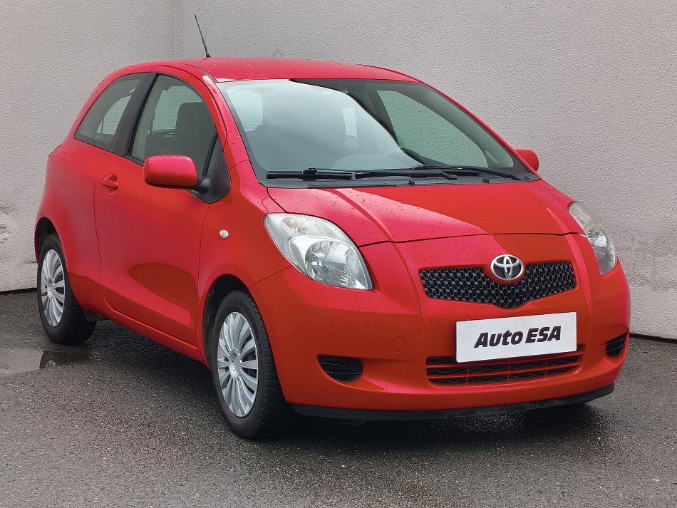 Toyota Yaris 1.3i Sol