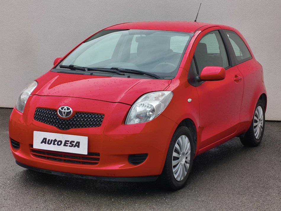 Toyota Yaris 1.3i Sol