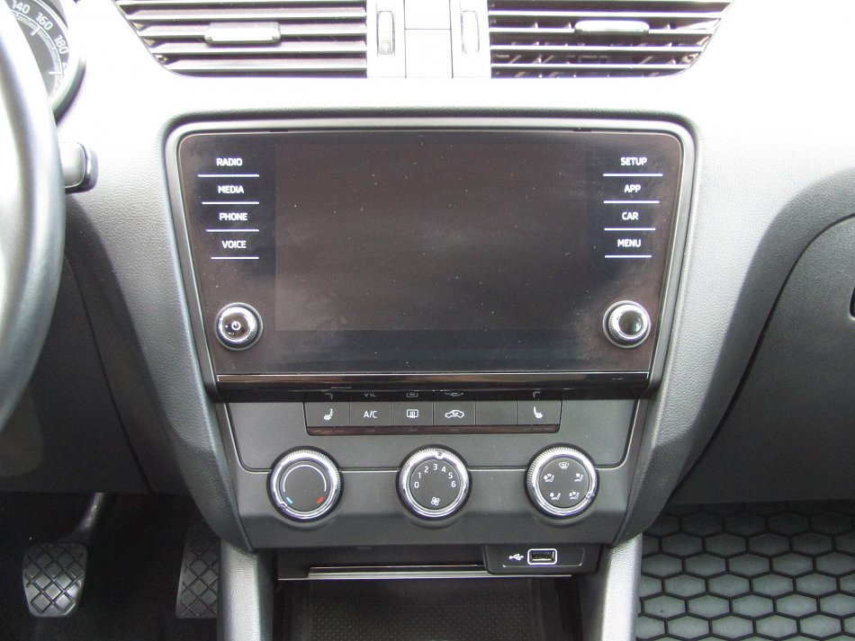 Škoda Octavia III 1.0 TSi Ambition