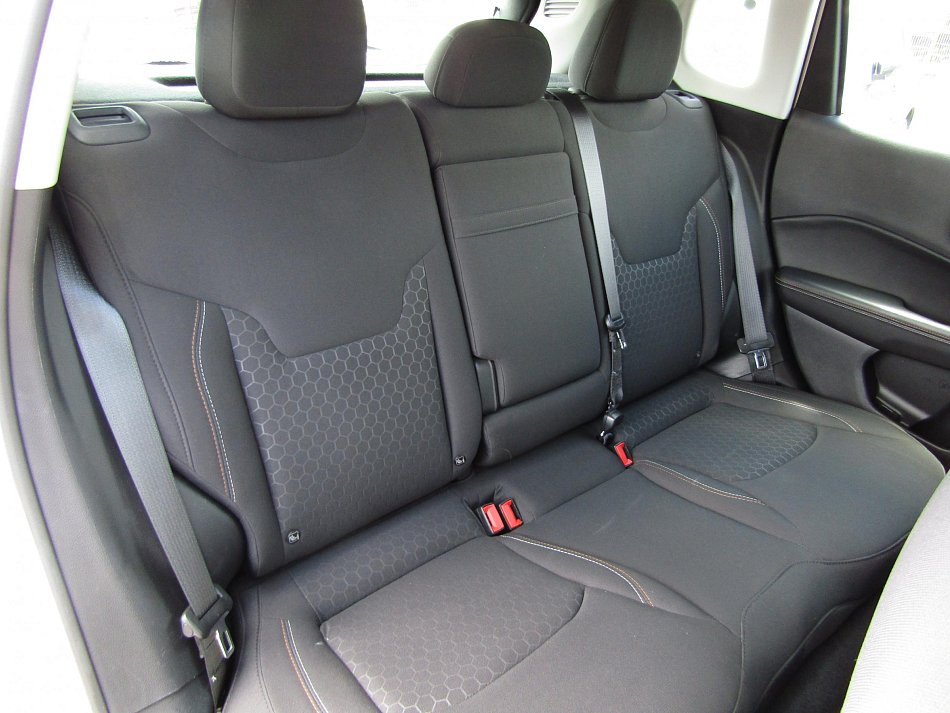 Jeep Compass 1.4 i Longitude