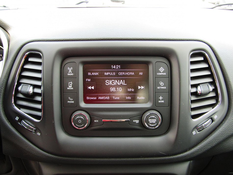 Jeep Compass 1.4 i Longitude