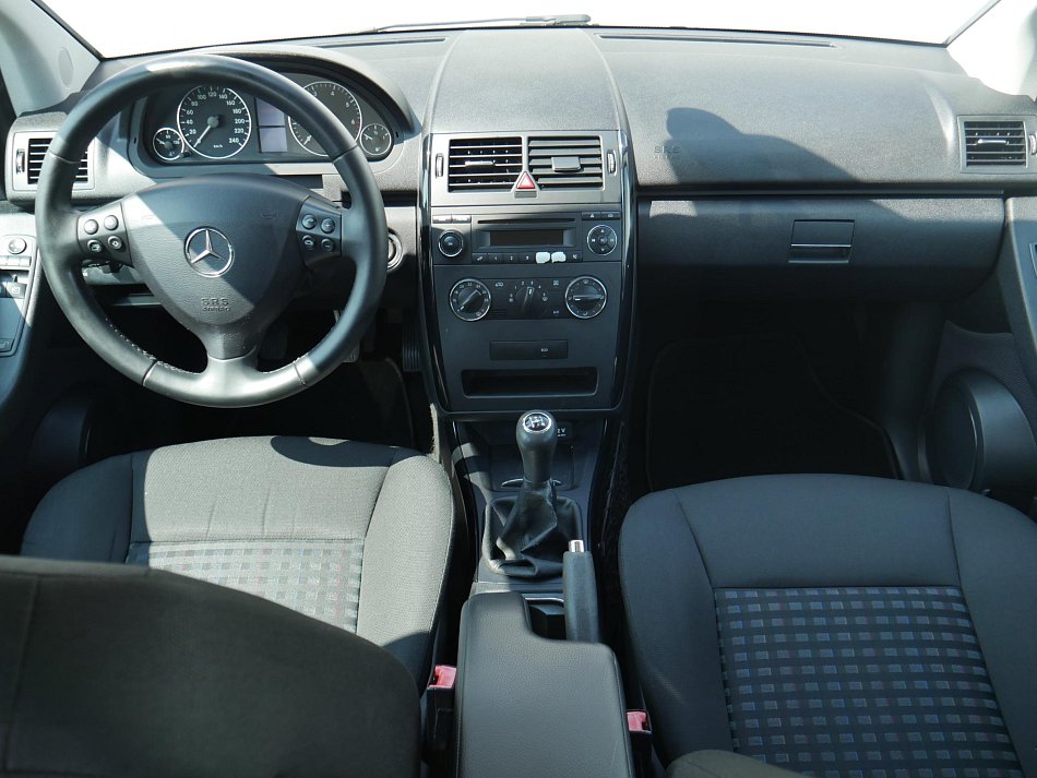 Mercedes-Benz Třída A 1.5 i 
