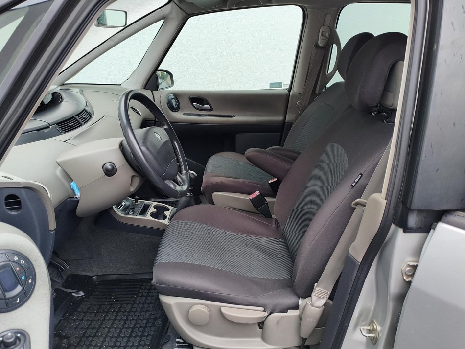Renault Espace 1.9dCi 