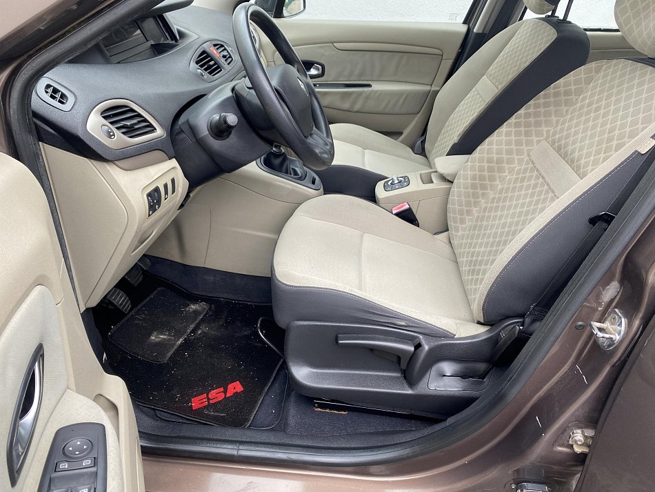 Renault Grand Scénic 1.6 i  7míst