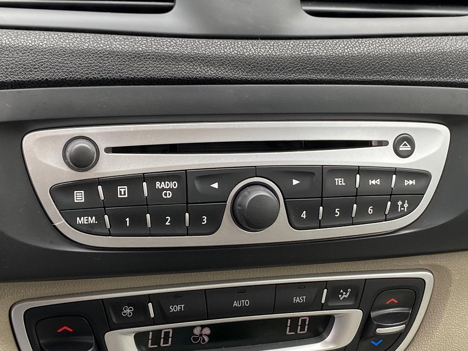 Renault Grand Scénic 1.6 i  7míst